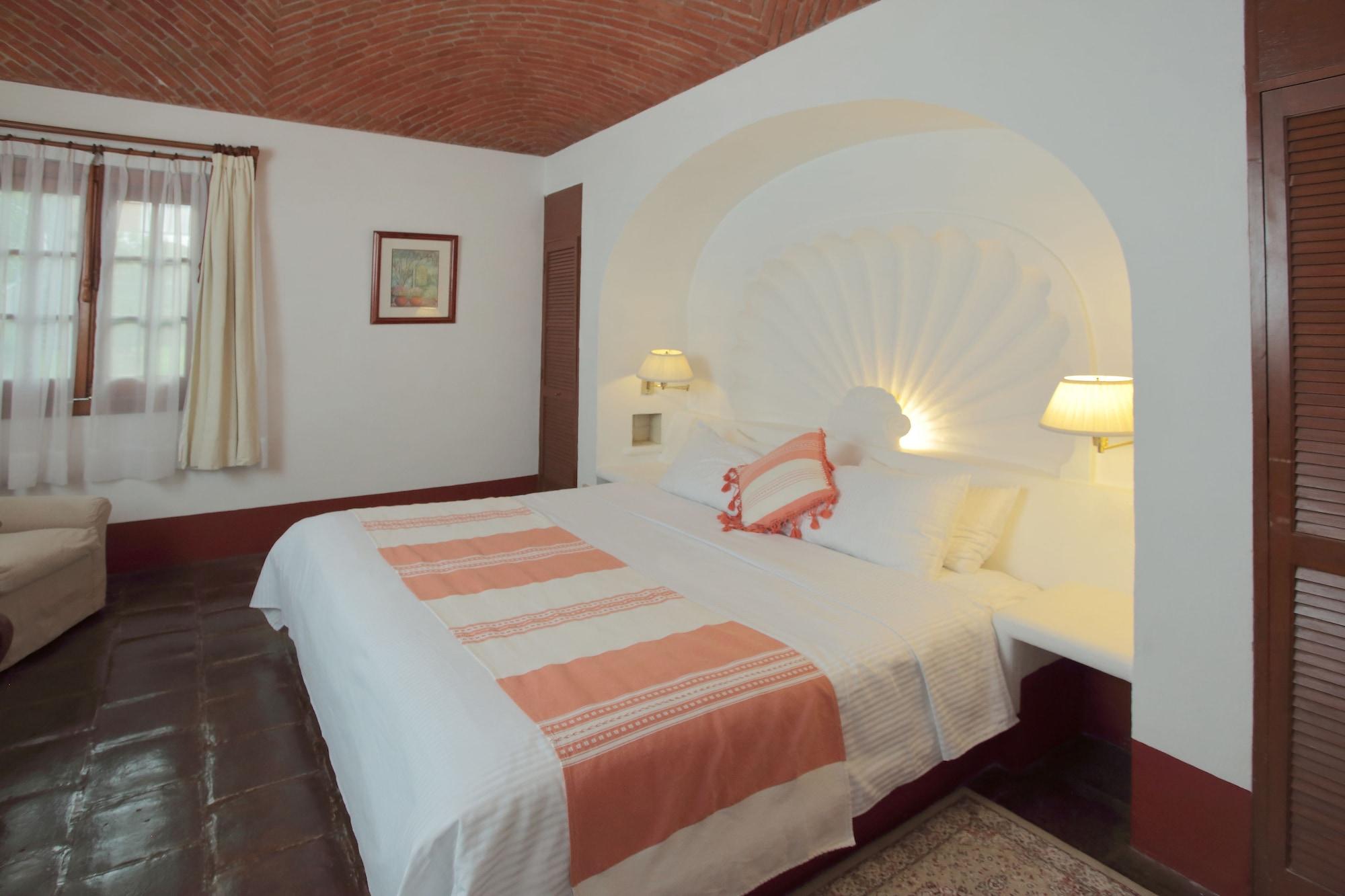 Posada Del Tepozteco - Hotel & Gallery เตโปซตลัน ภายนอก รูปภาพ