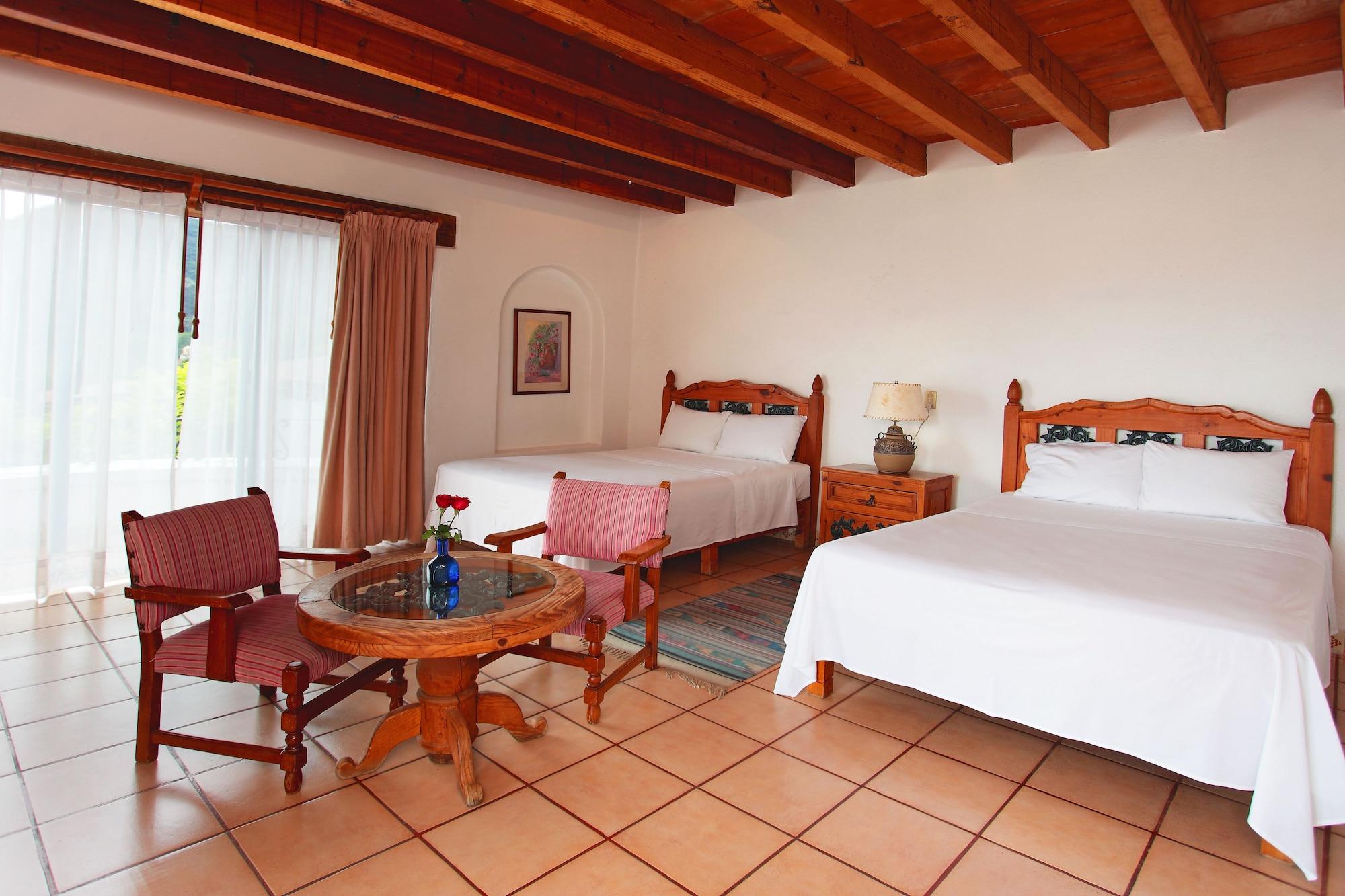Posada Del Tepozteco - Hotel & Gallery เตโปซตลัน ภายนอก รูปภาพ