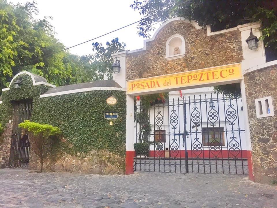 Posada Del Tepozteco - Hotel & Gallery เตโปซตลัน ภายนอก รูปภาพ