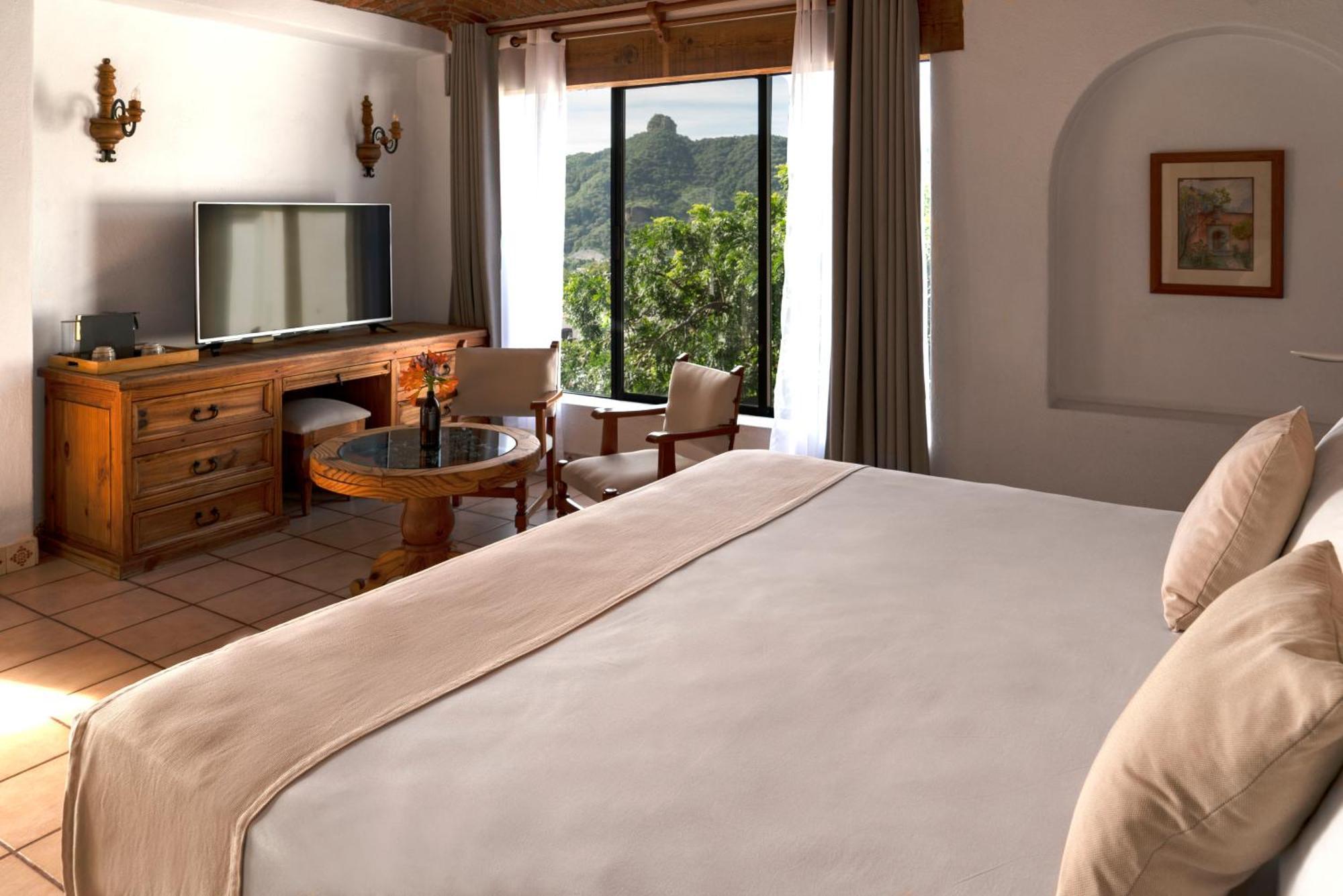 Posada Del Tepozteco - Hotel & Gallery เตโปซตลัน ภายนอก รูปภาพ