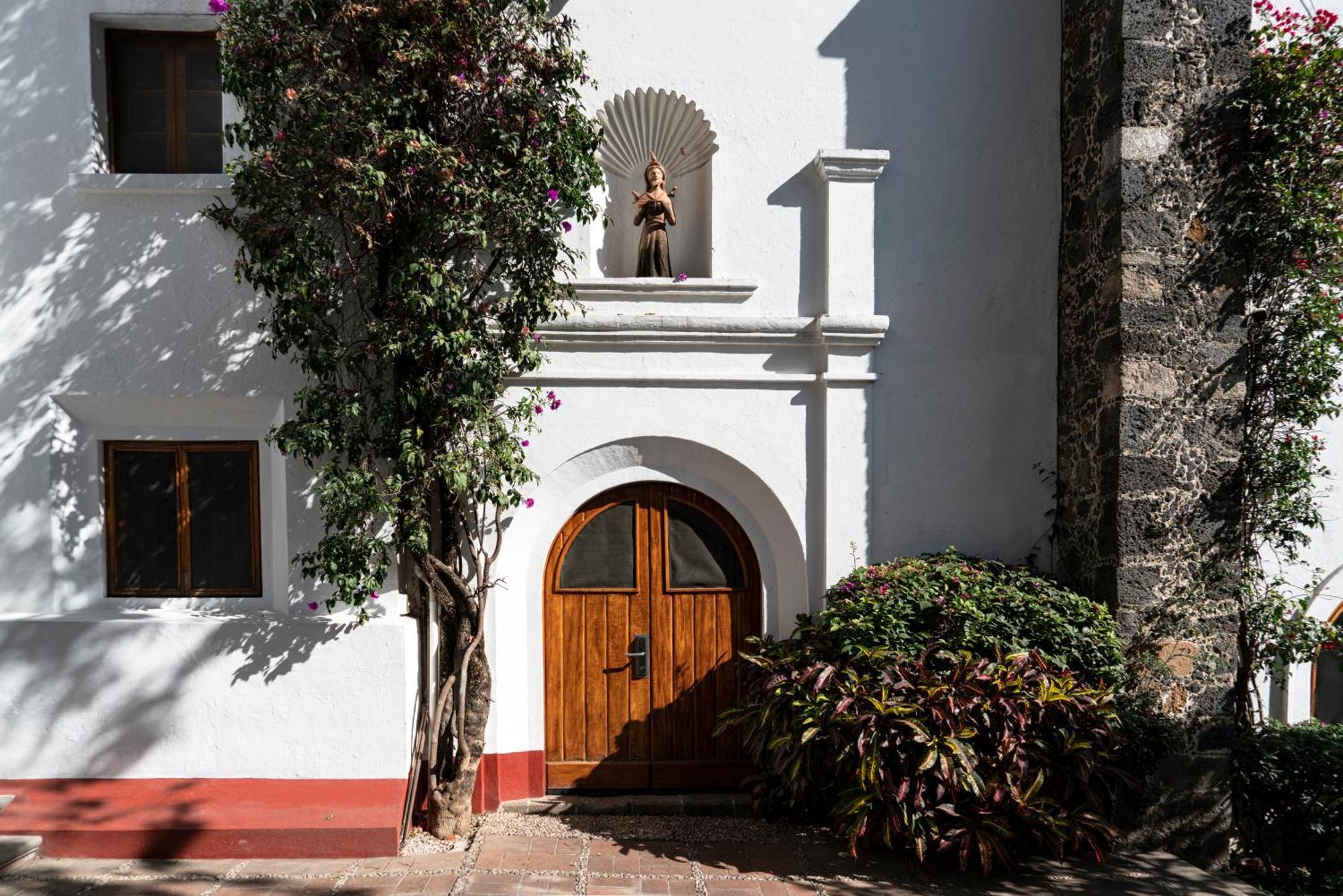 Posada Del Tepozteco - Hotel & Gallery เตโปซตลัน ภายนอก รูปภาพ